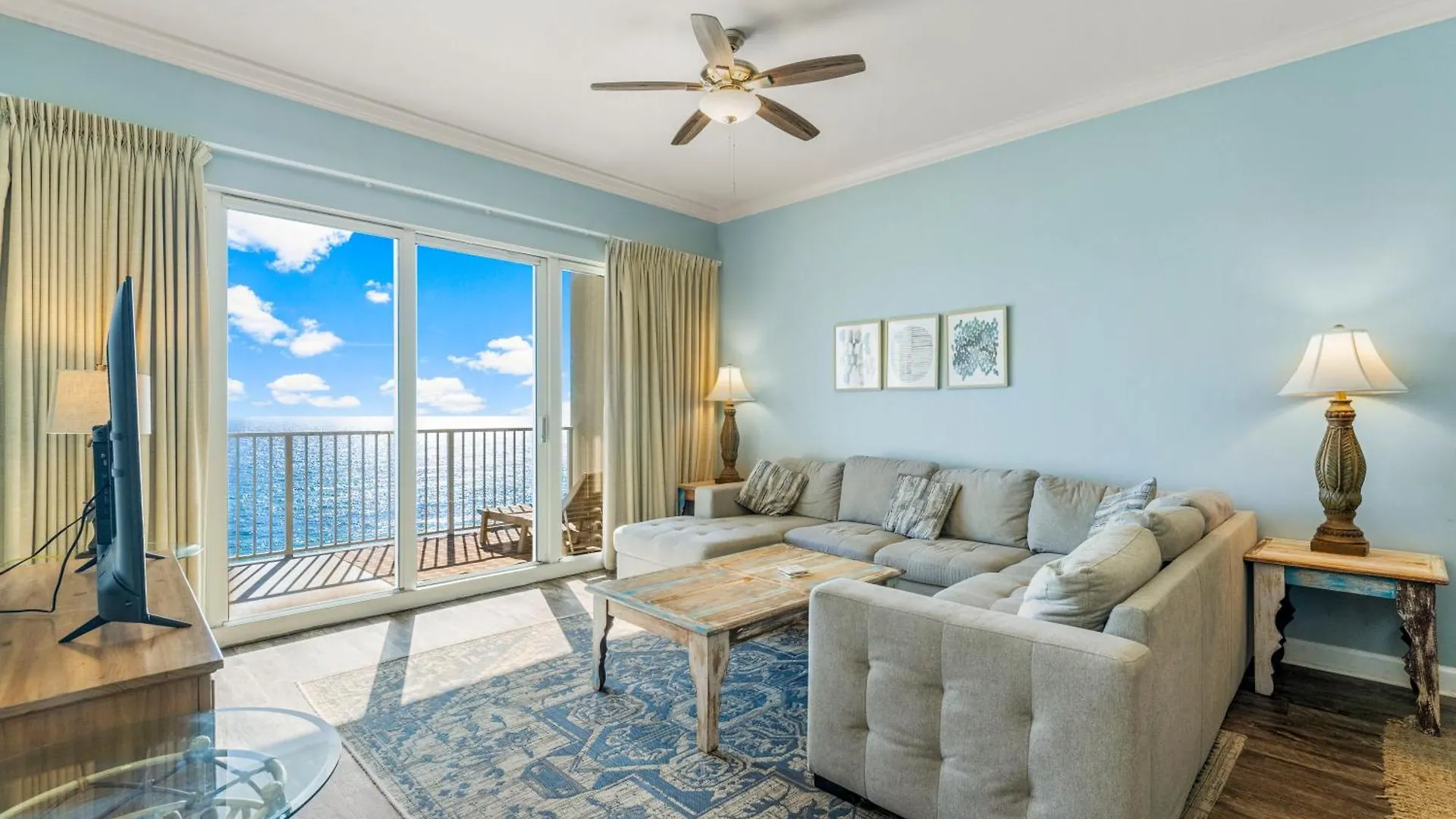 Stunning Gulf Front 3Bd Condo! With Beach Chair Service For 4! Presented By Dolce Vita Getaways Pcb! Panama Stadt Apartment