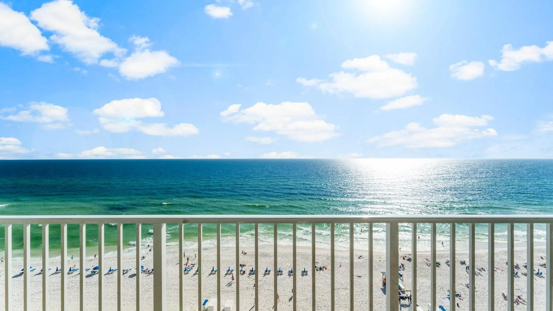 Stunning Gulf Front 3Bd Condo! With Beach Chair Service For 4! Presented By Dolce Vita Getaways Pcb! Panama Stadt Apartment