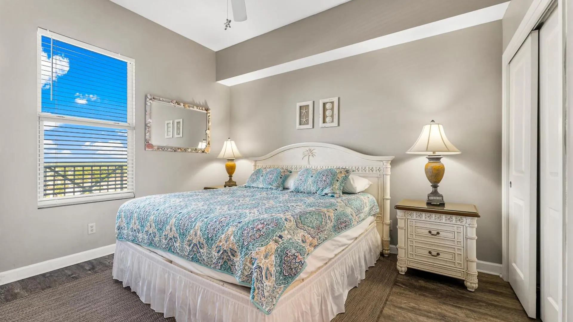 Apartment Stunning Gulf Front 3Bd Condo! With Beach Chair Service For 4! Presented By Dolce Vita Getaways Pcb! Panama City Beach United States